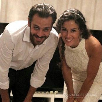 Эркан Колчак Костендиль и Джансу Тосун объявили помолвку