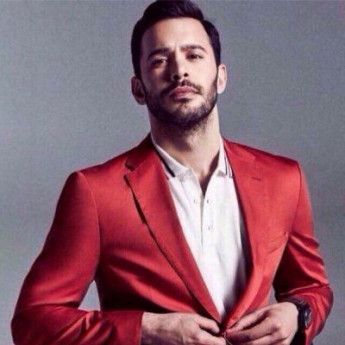 Барыш Ардуч презентовал свою коллекцию обуви