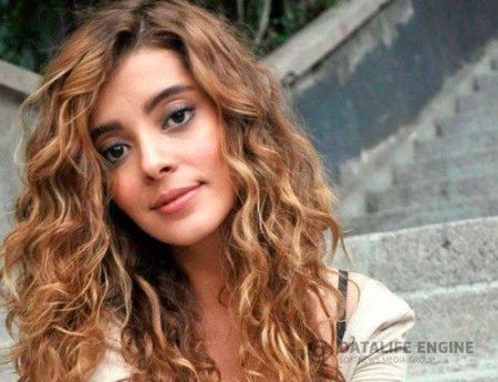 Селин Шекерджи принесла извинения жене президента