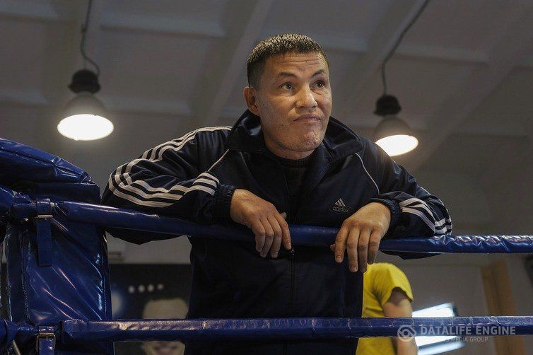 Украинский актер Ринат Хайруллин / Рінат Хайруллін Украинский актер Ринат Хайруллин / Рінат Хайруллін